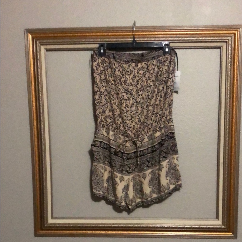 Angie BOHO STRAPLESS ROMPER w/Pockets NWT